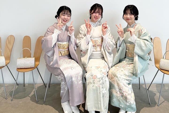 Osaka: Family-Friendly Kimono & Yukata Experience at WARGO — photo 14