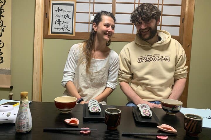 Kyoto : Art Sushi Rolls Experience in 150 Years Old Townhouse — photo 3