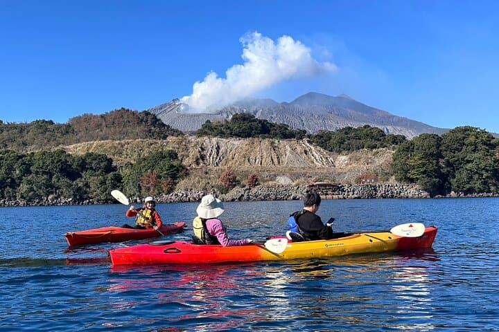 1-Day Volcano Kayak Adventure Around Sakurajima — photo 2