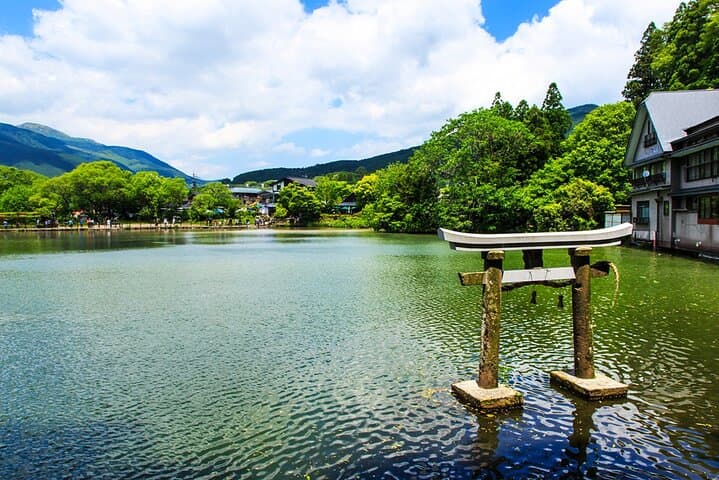 Kyushu Full Day Tour with Dazaifu Shrine，Cable car and Yufuin — photo 10