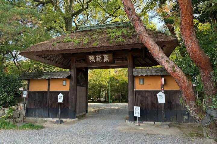Gifu: Half Day Private Tour Castle, Great Buddha and Old Town — photo 12
