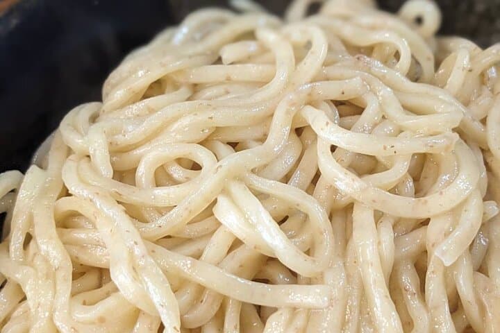 Himeji Tour with Castle Visit and Authentic Ramen Experience — photo 4