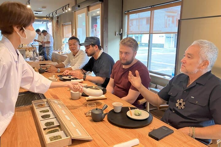 Dinner at the 100 year old Ryotei and Snack Experience — photo 2