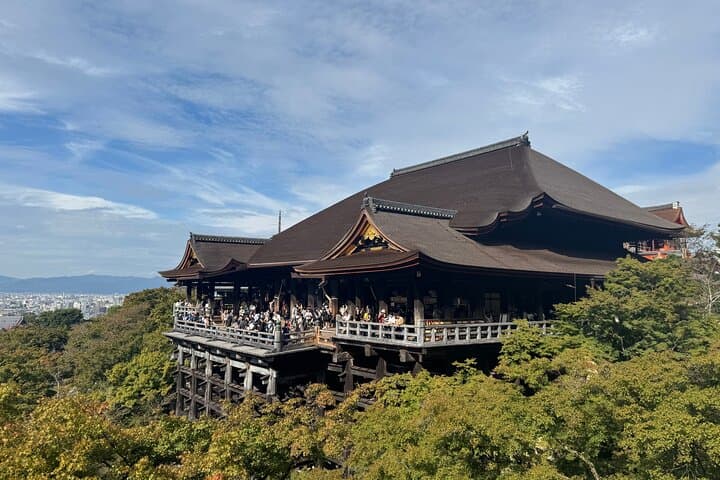 Kyoto Early Bird English Tour: Fushimi Inari & Gion(Private opt) — photo 9