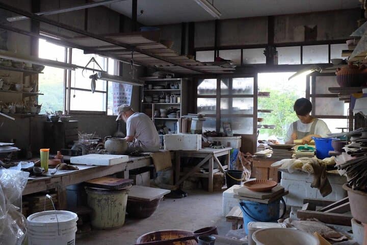 "Tamba-yaki" Ancient Kilns Guided Tour by Local Pottery Artist — photo 13