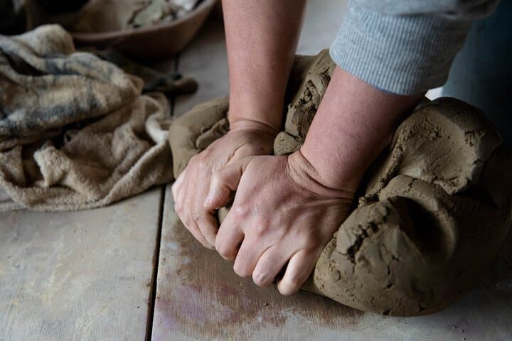 "Tamba-yaki" Ancient Kilns Guided Tour by Local Pottery Artist — photo 16