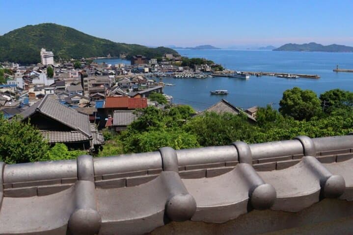 One Day Fukuyama Castle Tomonoura and Sensui jima Island Tour — photo 9