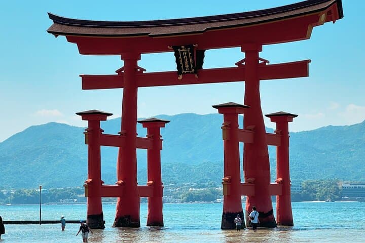 Miyajima Island Day Tour in Sacred Sites and Mount Misen — photo 15
