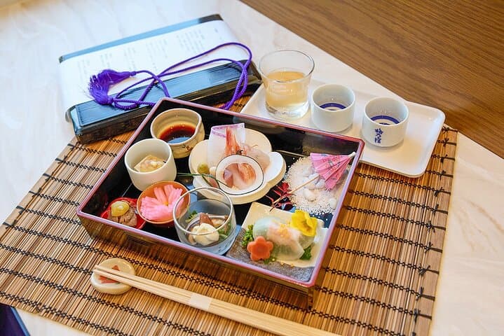 Nara Sake Private Brewery Tour Tasting with Sake-paring Lunch — photo 2