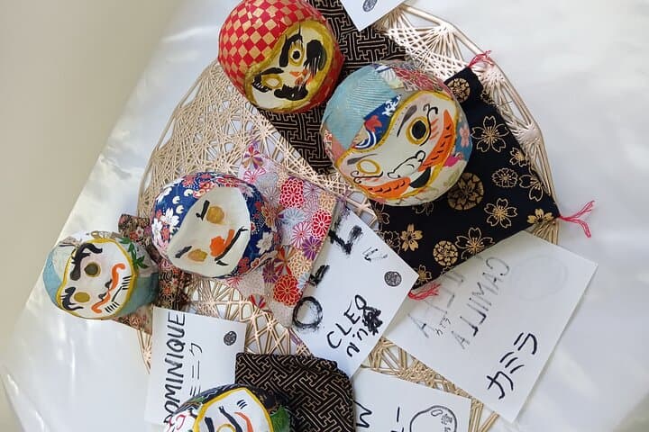 Daruma Workshop by Making your Own Japanese Souvenir in Shinjuku — photo 2