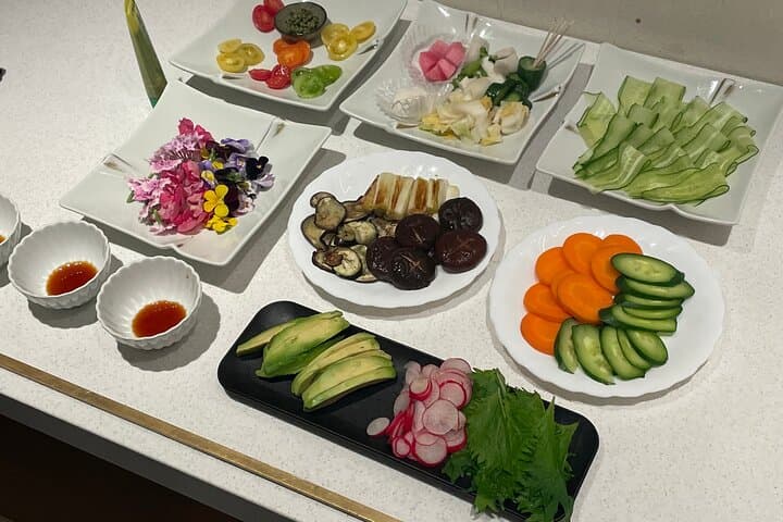 Vegan Edible Flower Sushi Making and Vegetable Tour in Kyoto — photo 5