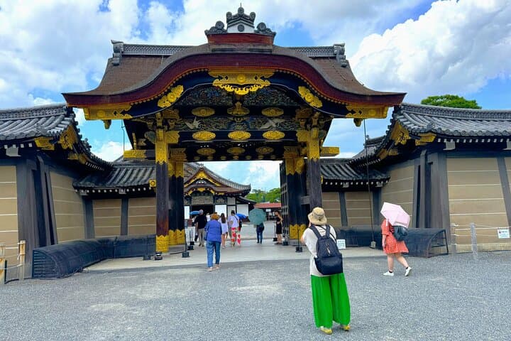 Kyoto Private Custom Walking Tour — photo 14