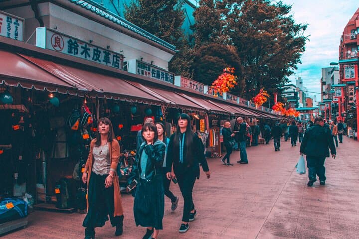 Tokyo Local Fashion Designers Shopping Tour with a Stylist — photo 7