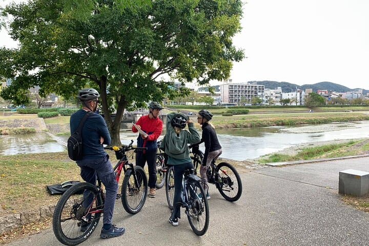 Kyoto Higashiyama E-Bike Tour *Private, Pick up from/to Hotel — photo 15
