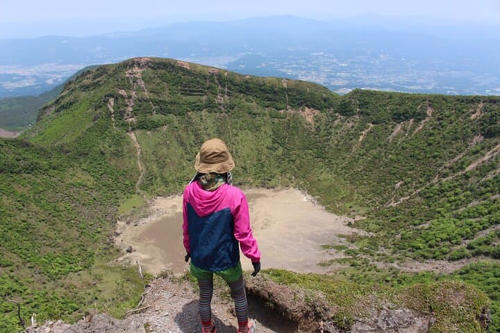 Active Volcano Hiking Tour: Mt. Shinmoe, Miyazaki–Kagoshima,Japan — photo 4