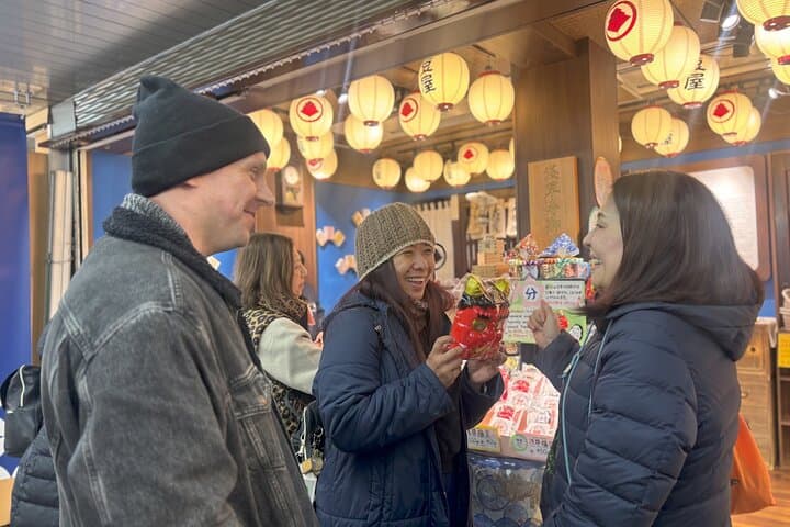 Asakusa Sensoji Temple Highlights Walking Tour in Tokyo — photo 8