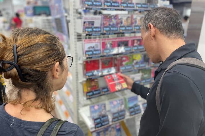 Discover Tokyo by Train and Walk — photo 1
