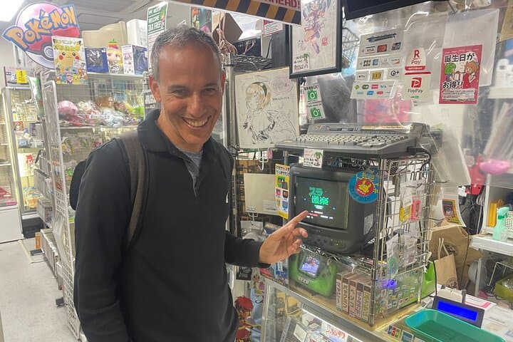Tokyo : Nostalgia Anime,Retro Game walking tour in Akihabara — photo 15