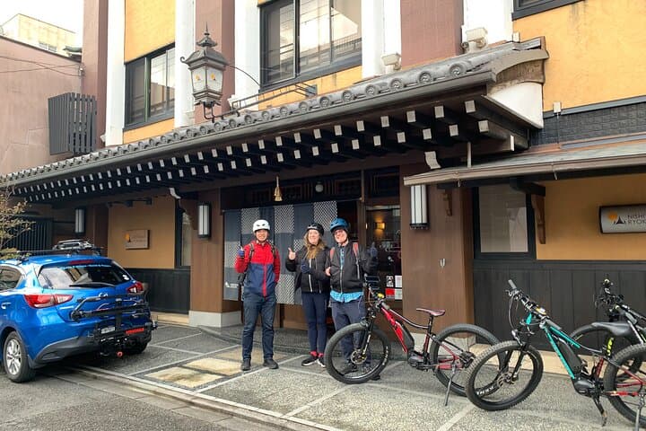 Kyoto Higashiyama E-Bike Tour *Private, Pick up from/to Hotel — photo 1