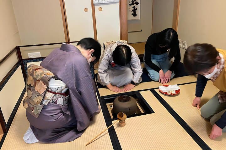 Tea ceremony experience in Osaka with a small group — photo 6
