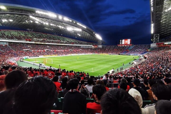 Tokyo: Soccer/Football Match with a Local Fan(with TICKET) — photo 7