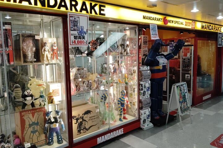 Nakano Broadway Otaku Guided Shopping Experience — photo 3