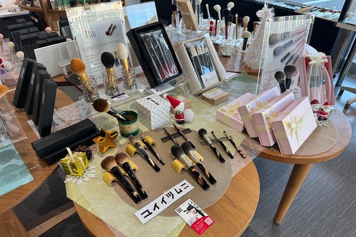 Japanese Beautiful Brush Tour and Workshop in Kumano — photo 6