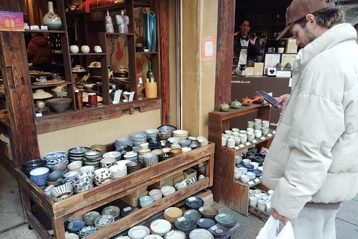 Tokyo Kappabashi Tour - Discover Unique Japanese Souvenirs — photo 5