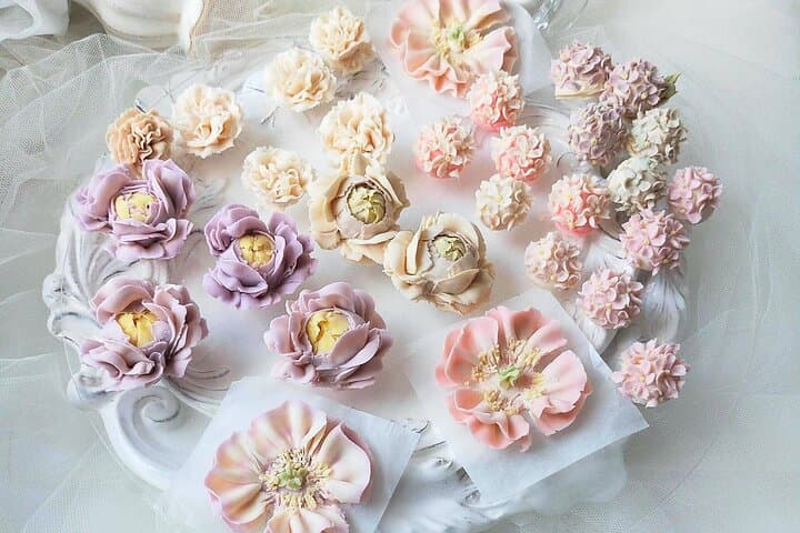 Real Flower Cake Cooking Experience in Nerima,Tokyo — photo 1