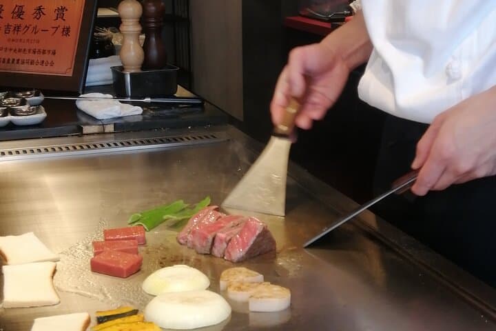 4-Hour Multicultural Kobe Walking Tour with Genuine Kobe Beef — photo 16