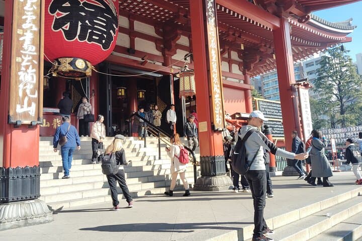 Tokyo: A Downtown Tour through Kanda, Ueno, and Asakusa
