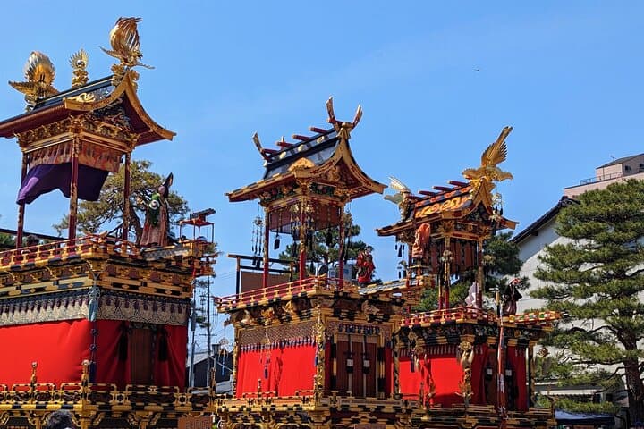 Walking Tour of Takayama Festival Floats and Historic Street — photo 7
