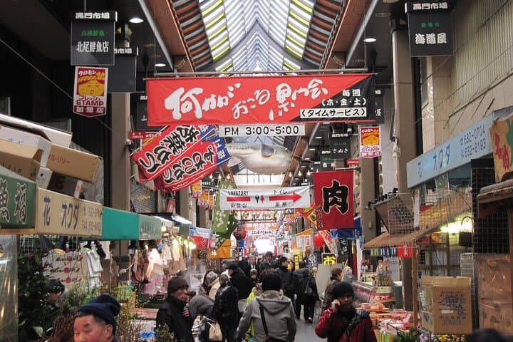 Osaka: Kuromon, Sennichimae & Dotonbori Food Tour with Wagyu — photo 9