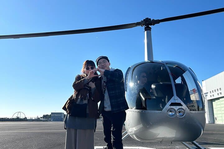 Private Helicopter Tour Over Tokyo Bay (10-Min) — photo 2