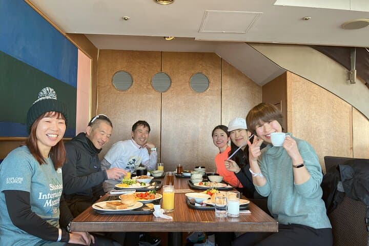 Morning running tour of Yokohama - Morning running and breakfast - with local guide Minato Mirai and Chinatown — photo 4