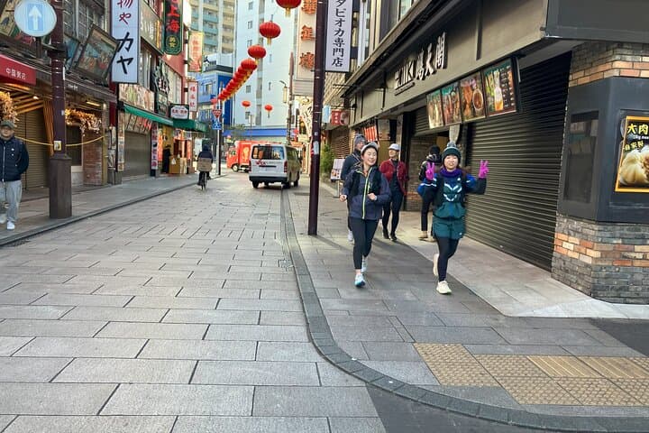 Morning running tour of Yokohama - Morning running and breakfast - with local guide Minato Mirai and Chinatown — photo 6