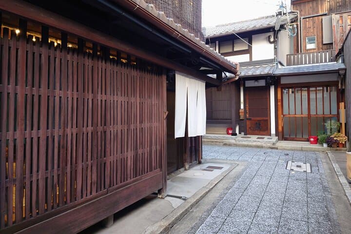 Kamogawa River Kyoto Bike Tour Experience — photo 7