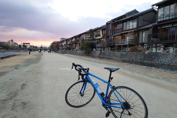 Kamogawa River Kyoto Bike Tour Experience — photo 9