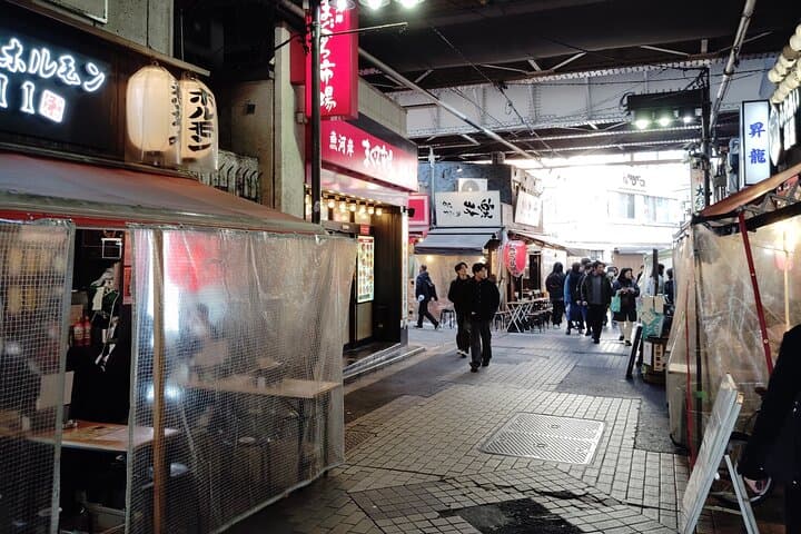 Tokyo: Ueno Retro Night Guided Tour of Ameyoko Bars — photo 16