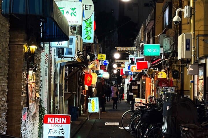 [Private]Shinjuku Golden Gai Bar Hopping w/ Japanese Local Guide — photo 10