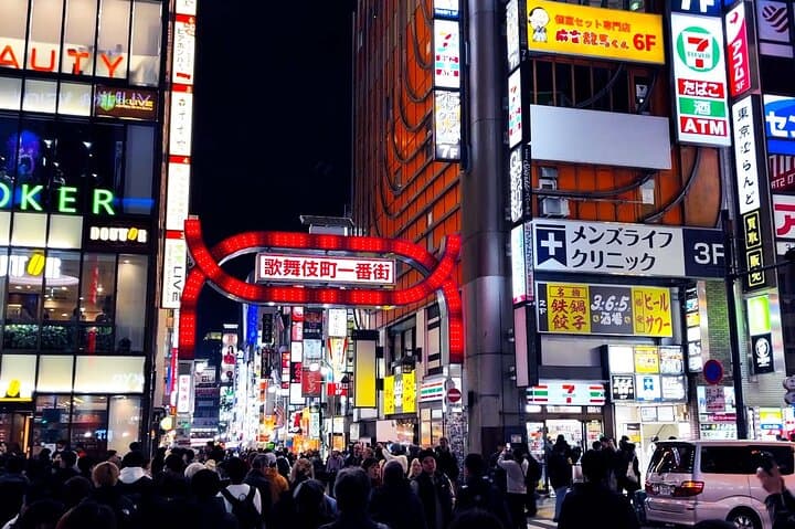 [Private]Shinjuku Golden Gai Bar Hopping w/ Japanese Local Guide — photo 7