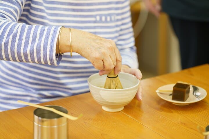 Matcha Grinding Experience and Walking Tour in Uji Kyoto — photo 4