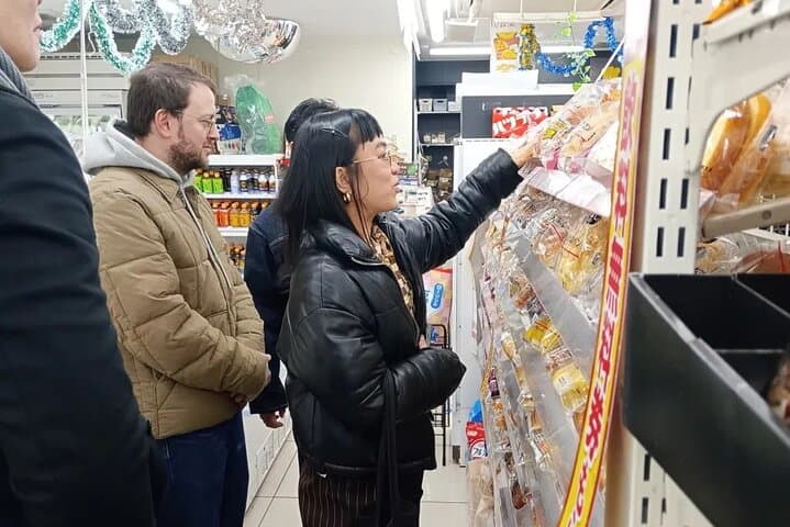 Live Like a Local: Konbini Convenience Store Tour in Shinjuku — photo 7