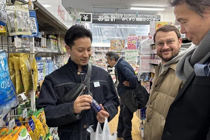 Live Like a Local: Konbini Convenience Store Tour in Shinjuku — photo 5