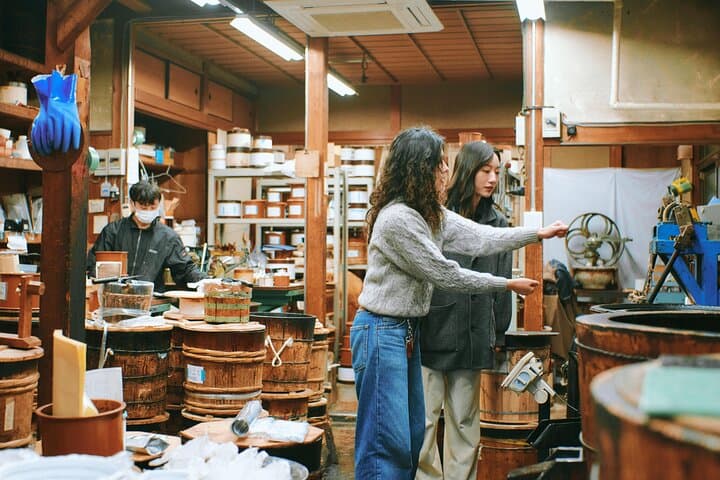 Kyoto Urushi Lacquer Factory Tour and Chopstick Making Experience — photo 3