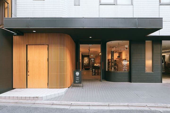 Kyoto Urushi Lacquer Factory Tour and Chopstick Making Experience — photo 8