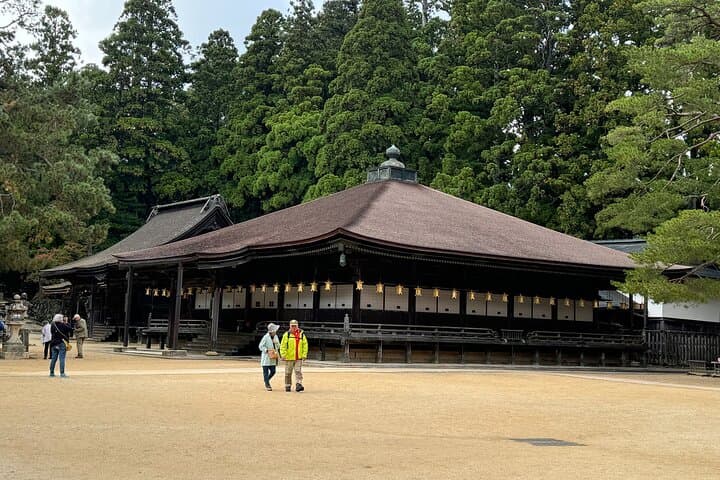 Koyasan: Half-Day Guided Tour - Okuno-in, Kongobuji & Danjo Garan — photo 16