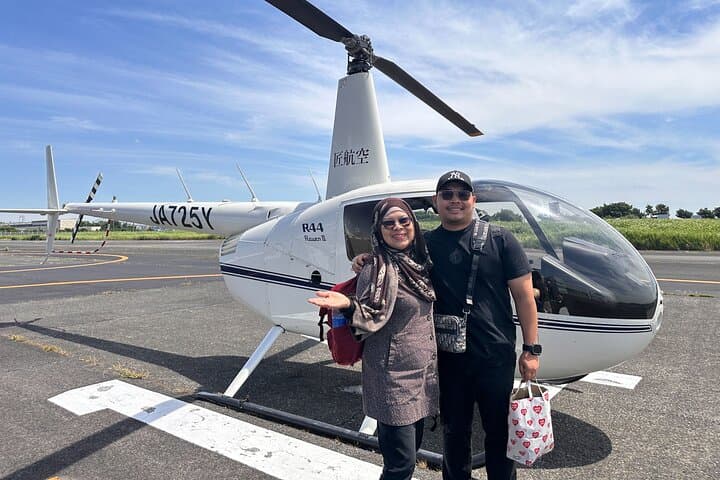 Tokyo Helicopter Tour (10-min)+ Private Car Pickup & Drop off — photo 4