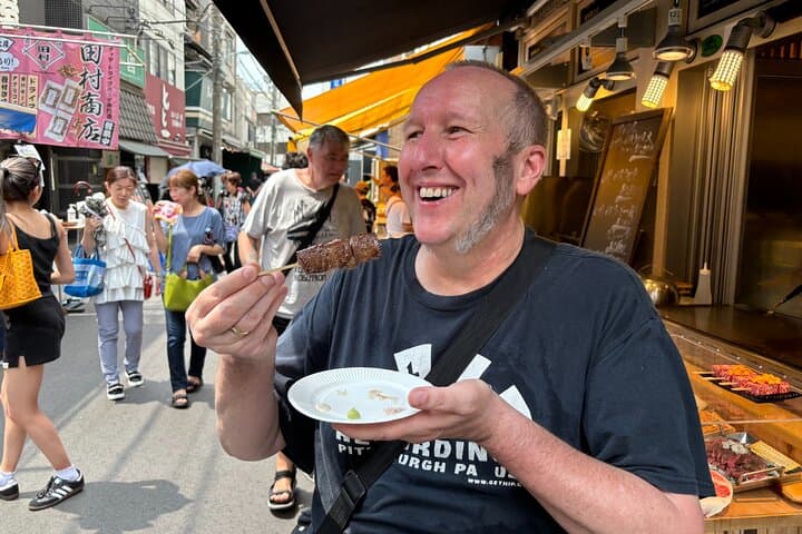 Tokyo: Private Tsukiji Fish Market Tour with 3 Food Stops — photo 3