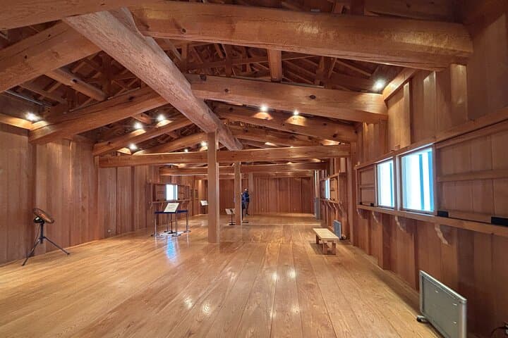 True Kanazawa: Private Walking tour with a Local guide — photo 12